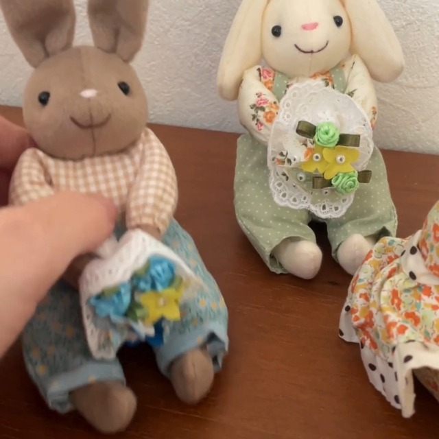 Amazon | 綿付き 手芸キット 小さなぬいぐるみ おすわり花うさぎ